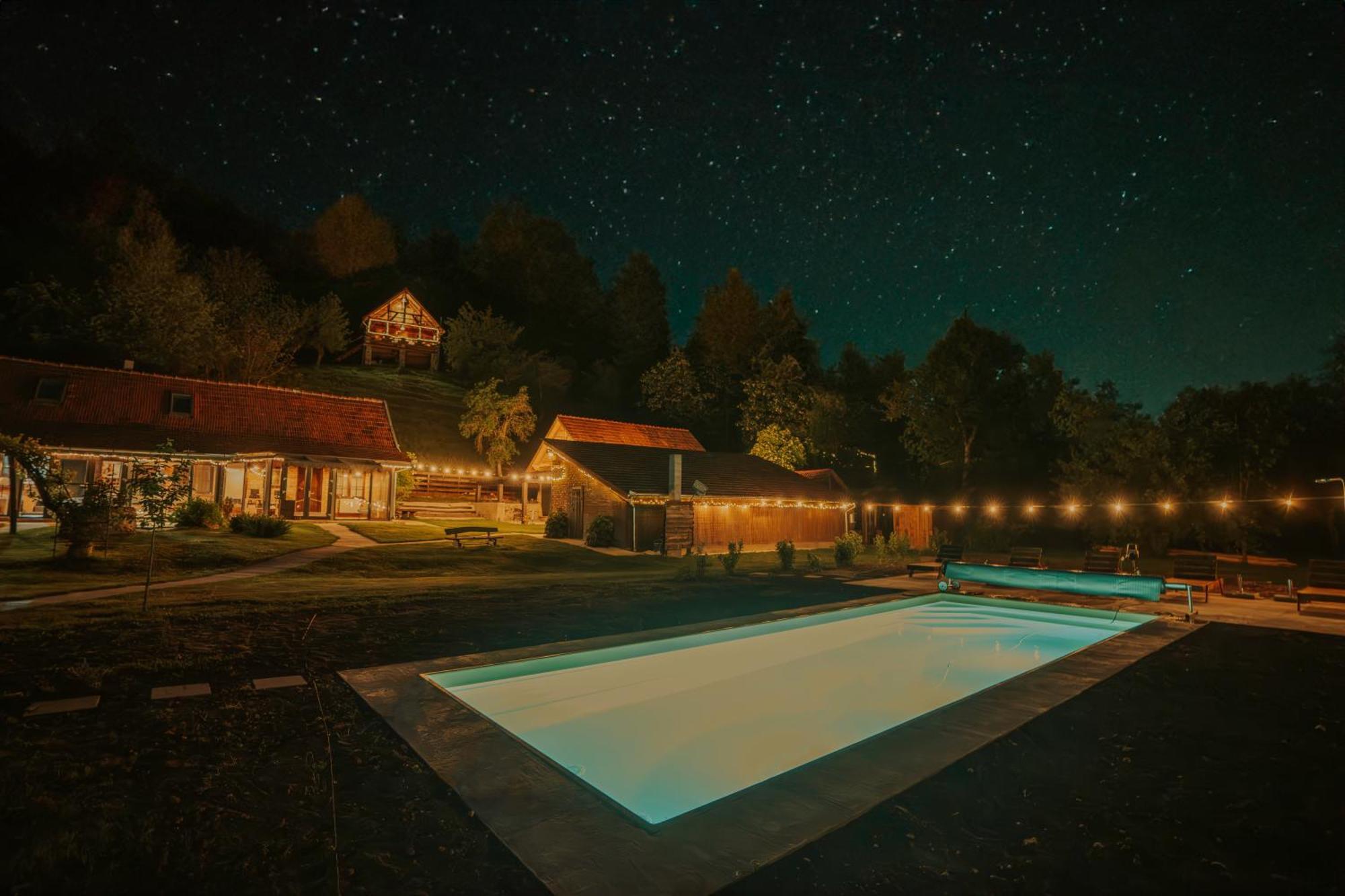 Heaven Treehouse - Adult Only Resort, Self Check In Pesteana Exterior foto